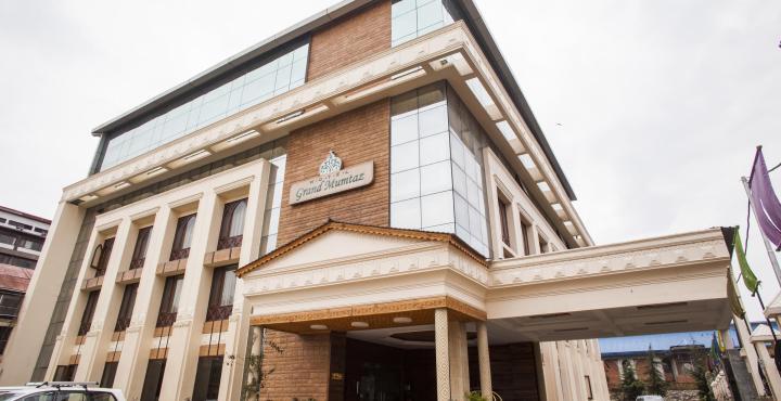 Radisson Srinagar Hotel Exterior foto