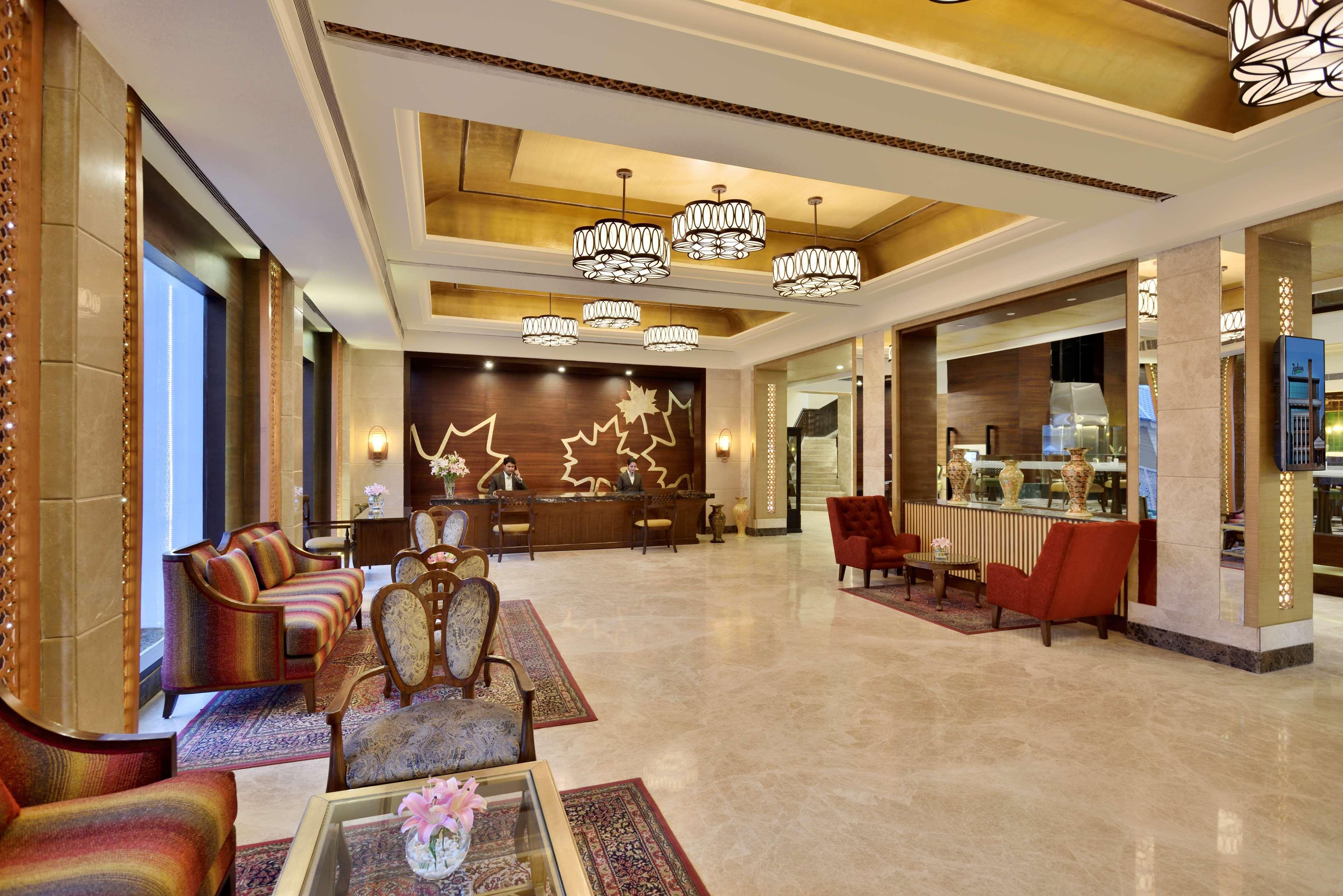 Radisson Srinagar Hotel Exterior foto
